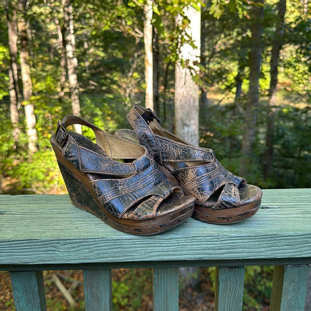 Bed Stu Wedges